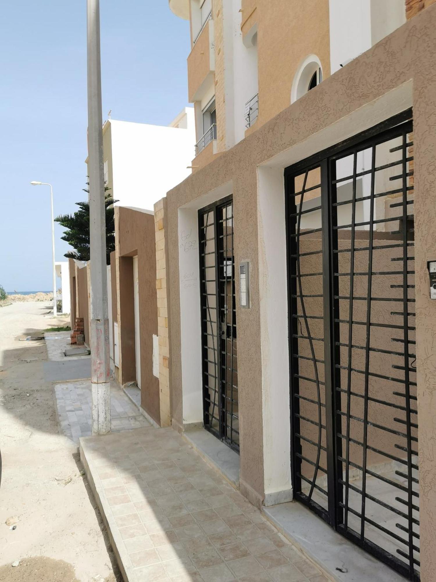Rdc S2 Pieds Dans L'Eau Parking Privee Hammam Sousse Kültér fotó